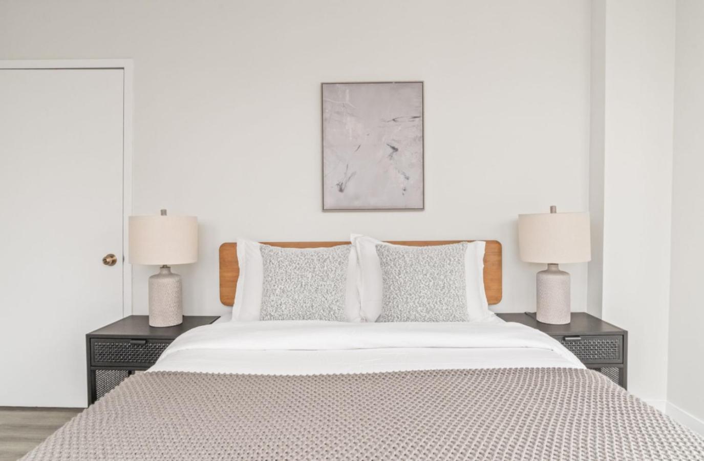 Manhattan Luxury 8 Apartment